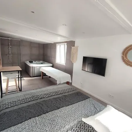Jaccuzzi A 15 Mn De Roissy Апартаменты *