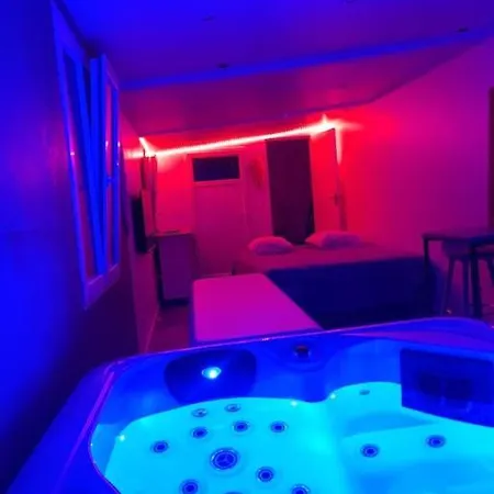 Апартаменты Jaccuzzi A 15 Mn De Roissy Fosses