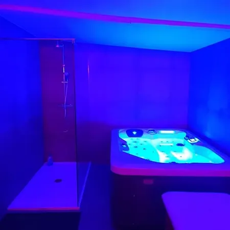 Jaccuzzi A 15 Mn De Roissy