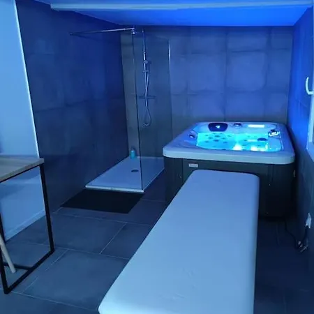 Апартаменты Jaccuzzi A 15 Mn De Roissy Fosses